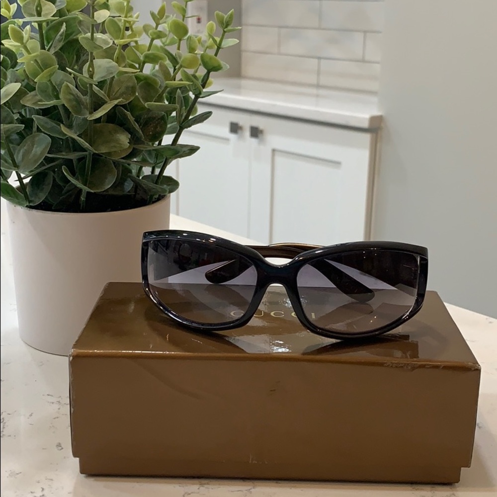 Women’s Gucci Sunglasses